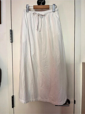 Universal Thread Maxi Drawstring Skirt in White Size XS Like New